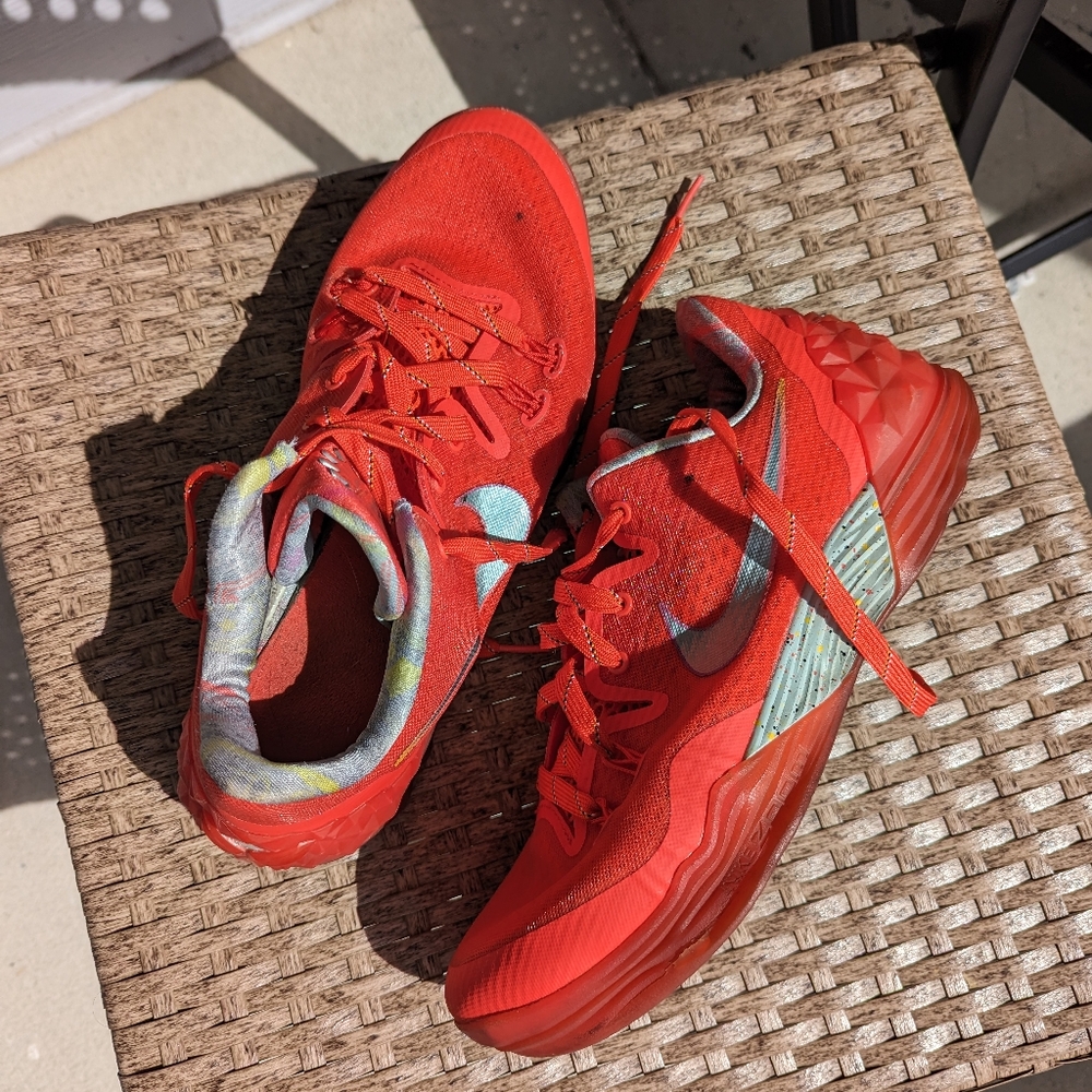 Nike Shoes Man's Kobe Venomenon Running Size 10 Red Basketball Athletic Sporty